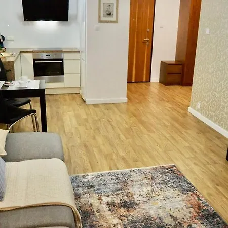 Sunny In Wilanow Close Town Hall, Palace Lejlighed Warszawa